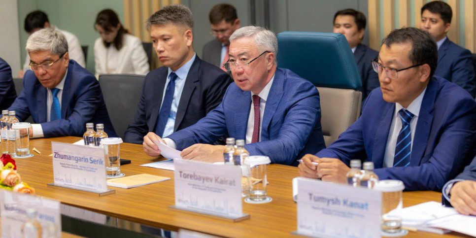 
                    Казахстан предложил Афганистану открыть торговое представительство в республике
                