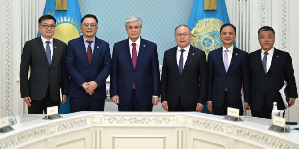 
                    Токаев принял председателя совета директоров CITIC Group Си Гохуа
                