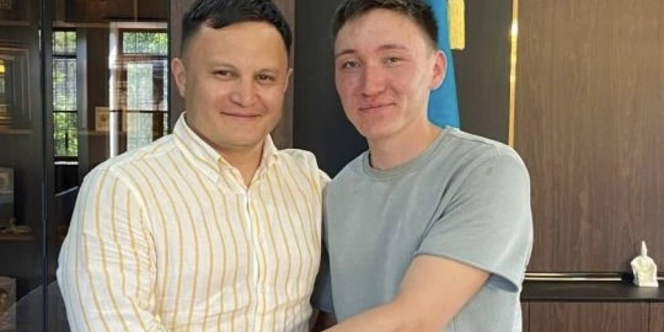 
                    Компания из Усть-Каменогорска оплатит обучение студента, спасшего ребенка
                