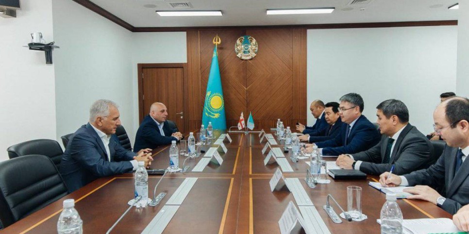 
                    Атырау и Боржоми намерены стать городами-побратимами
                