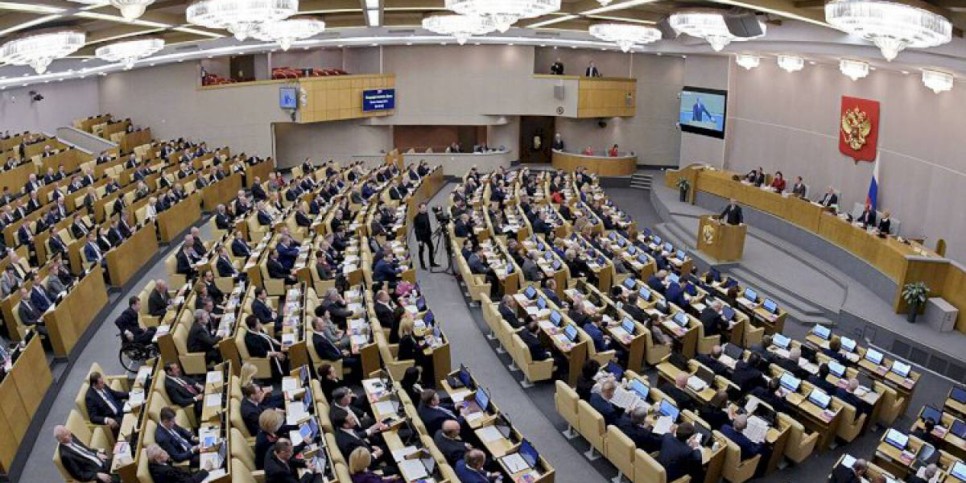 
                    Госдума РФ приняла поправки, разрешающие президенту вновь баллотироваться на этот пост
                