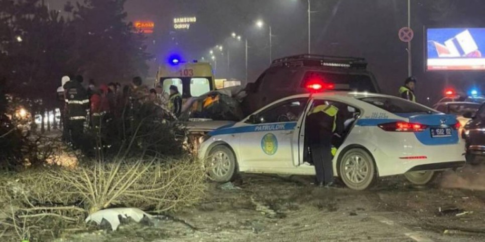 
                    Три человека погибли в ДТП в Алматы
                