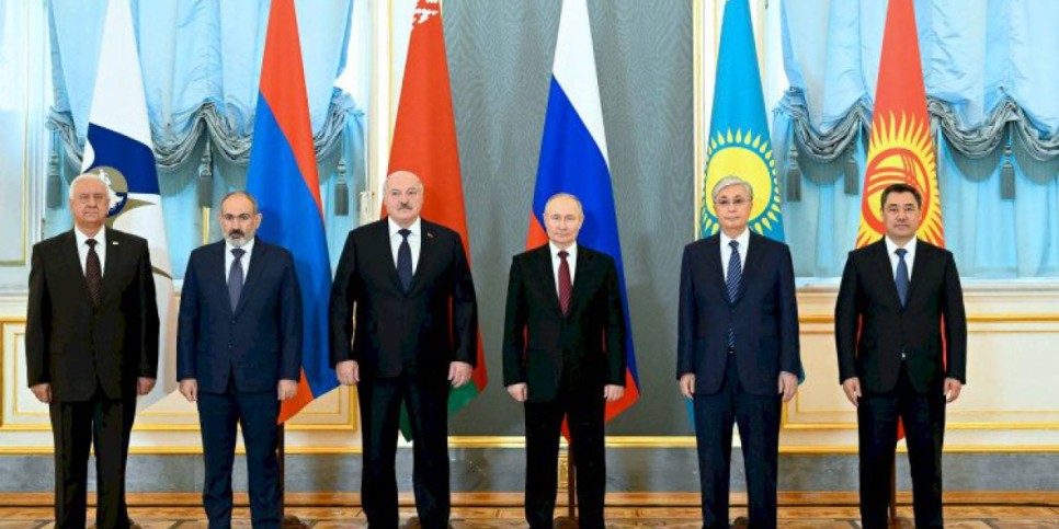 
                    Президент Казахстана принял участие в заседании Высшего Евразийского экономического совета
                