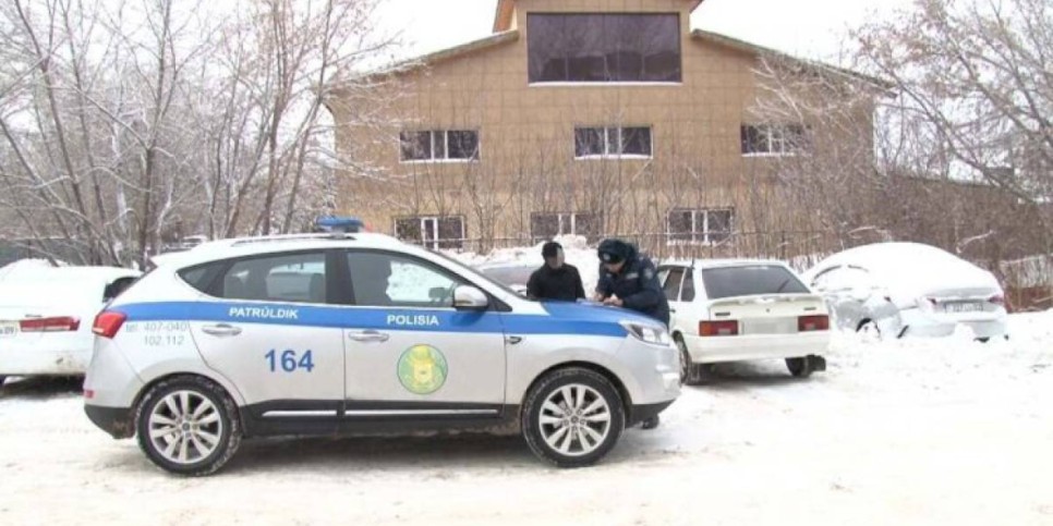 
                    Полиция привлекла к ответственности водителей, выехавших на трассу в непогоду
                