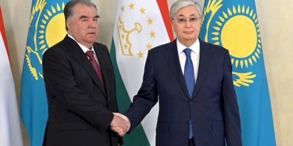 
                    Касым-Жомарт Токаев встретил Президента Таджикистана в Акорде
                
