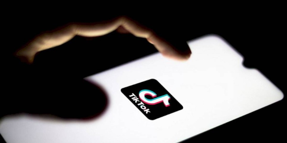
                    В Италии заблокировали TikTok из-за гибели девочки
                