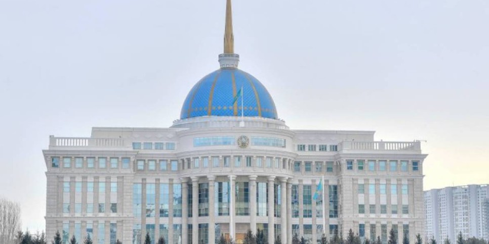
                    Глава государства принял министра энергетики Алмасадама Саткалиева
                