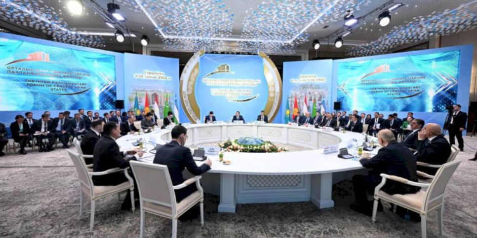 
                    Президент Казахстана обратился к Парламентариям Центральной Азии
                