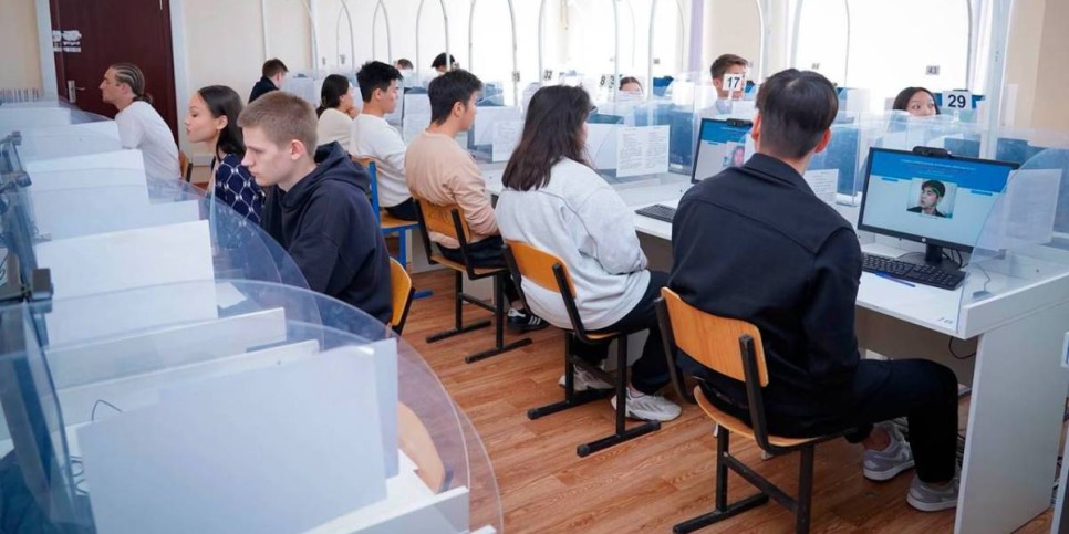 
                    В Казахстане стартовало ЕНТ: более 180 тыс. выпускников подали заявки 
                