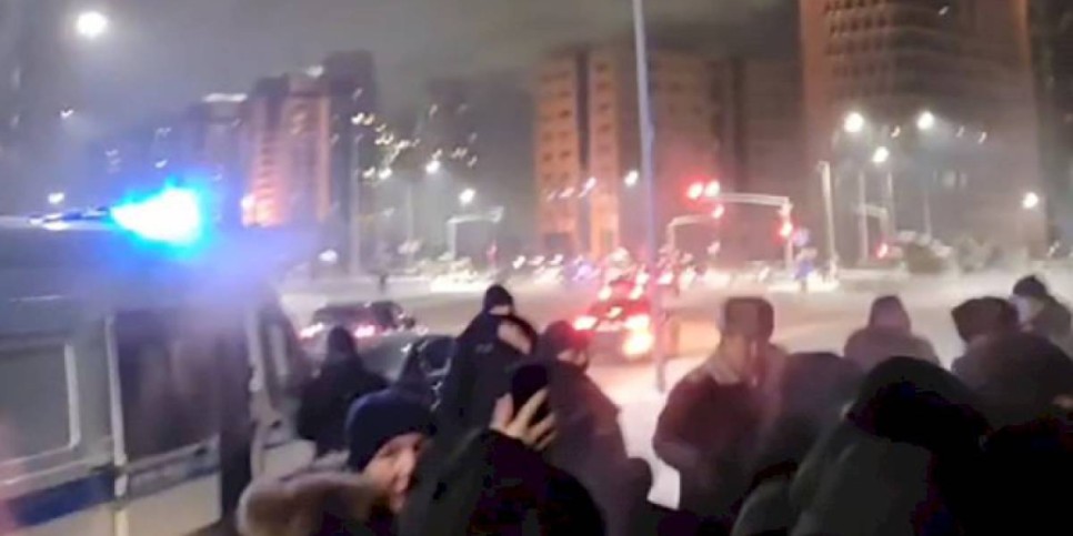 
                    В несанкционированном митинге в Астане участвовали порядка 300 человек – МВД РК
                
