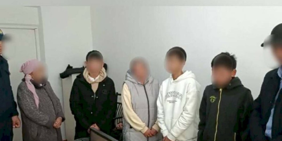 
                    Разбивших остановку подростков выявили в Туркестане
                