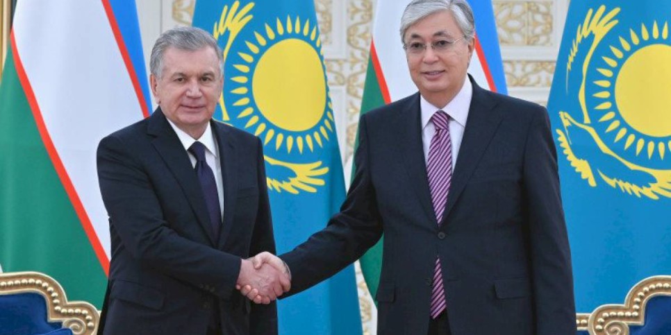 
                    Касым-Жомарт Токаев провел встречу с Президентом Узбекистана Шавкатом Мирзиёевым
                