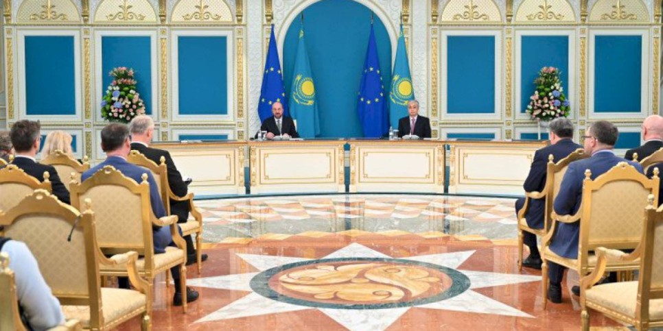 
                    Касым-Жомарт Токаев и Шарль Мишель сделали совместное заявление для прессы
                