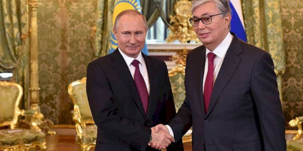 
                    Путин поздравил Токаева с 30-летием установления дипломатических отношений
                