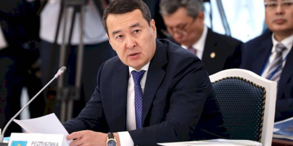 
                    Мировая торговля претерпевает существенные изменения – Алихан Смаилов на заседании ЕМПС
                