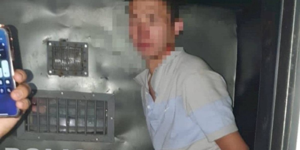 
                    В Актау зарезали полицейского
                