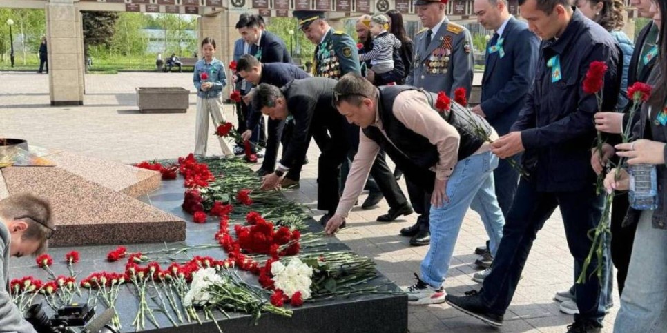 
                    В Казани прошли памятные мероприятия в честь 80-летия Дня Победы
                