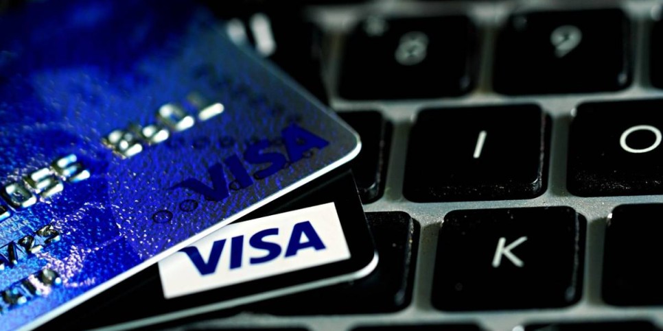 
                    Международные переводы казахстанцев сократились на 22%
                
