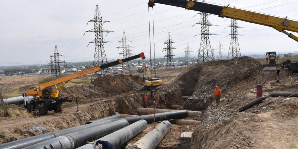 
                    В Алматы до конца года построят и реконструируют 260 км водопроводных сетей 
                