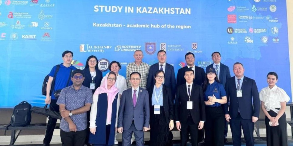 
                    Study in Kazakhstan: вузы страны были представлены в Пакистане
                