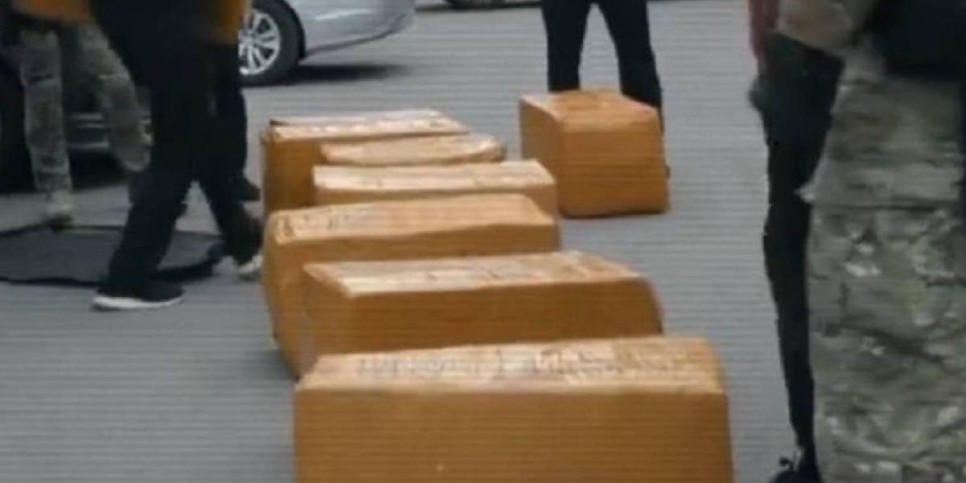 
                    Вооруженные наркоторговцы из Жамбылской области попались в Астане
                