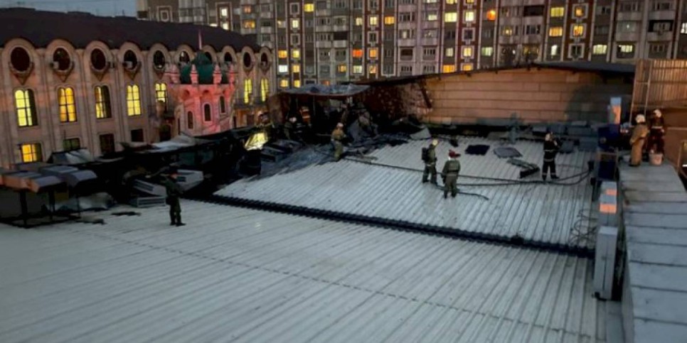 
                    Алматинские пожарные за полчаса справились с огнем, охватившим кровлю кафе Shafran
                