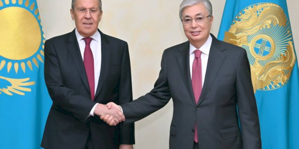 
                    Касым-Жомарт Токаев принял главу МИД России Сергея Лаврова
                