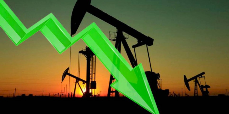 
                    Brent и WTI резко подешевели
                