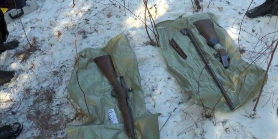 
                    Тайник с оружием найден у подножия телебашни в Алматы
                