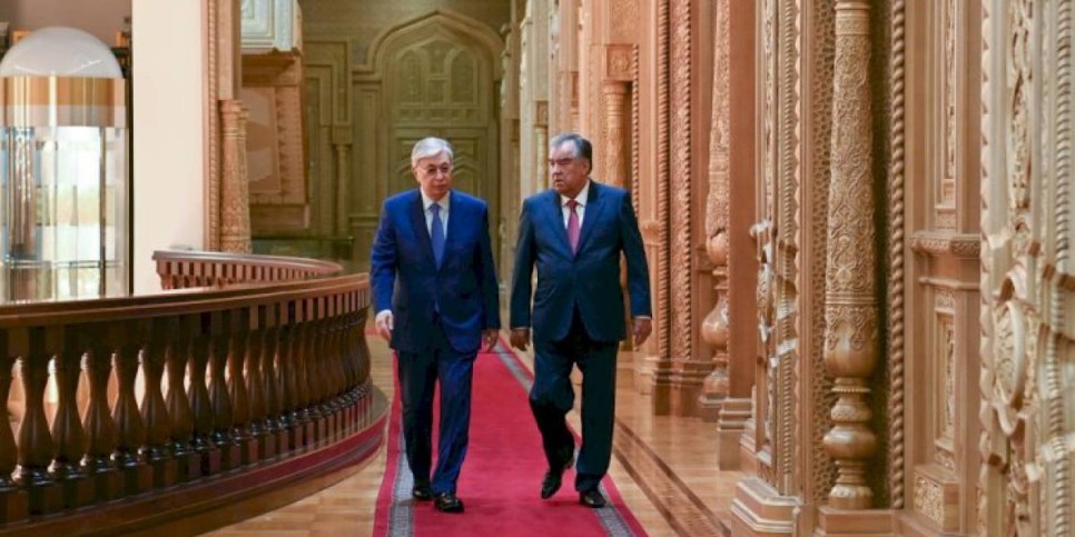 
                    Президенты Казахстана и Таджикистана провели переговоры
                