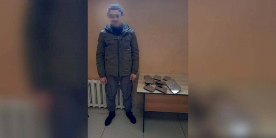 
                    В Алматы задержали серийного «автозеркальщика»
                