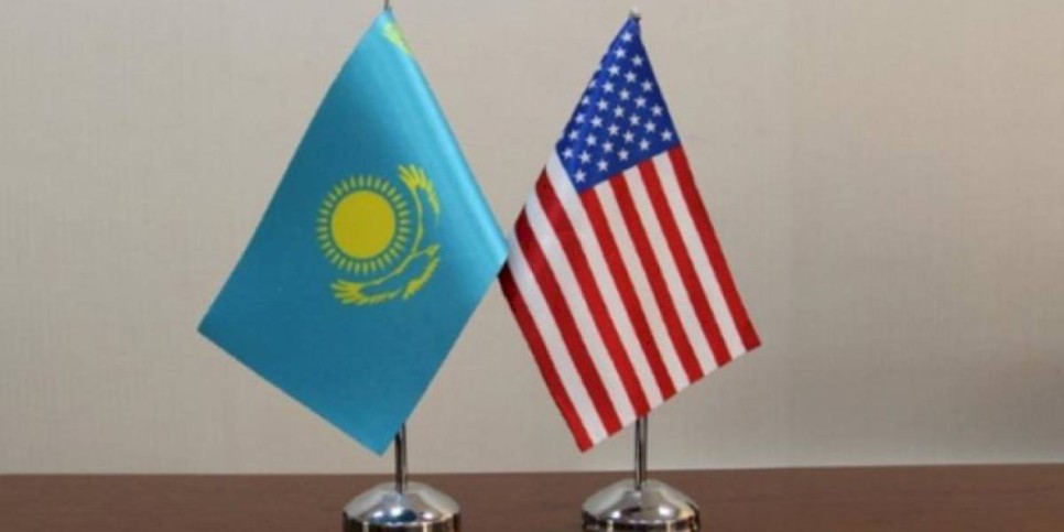 
                    Глава МИД Казахстана и госсекретарь США обсудили вопросы сотрудничества
                