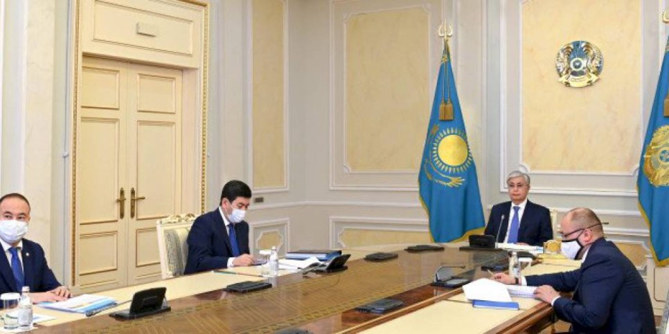 
                    Глава государства провел совещание по эпидемиологической ситуации в стране
                