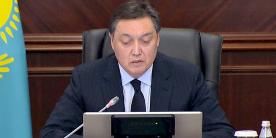 
                    Аскар Мамин: Рост ВВП Казахстана в первом полугодии составил 2,2%
                