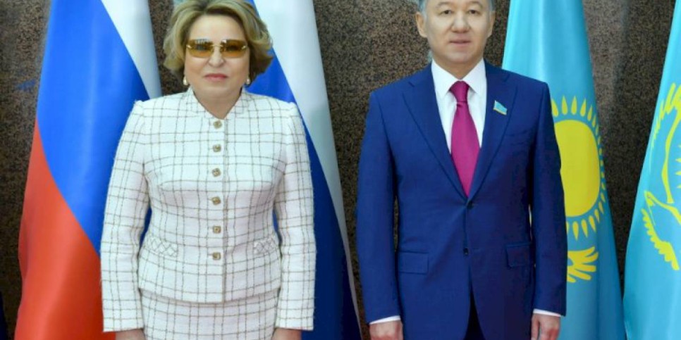 
                    Нурлан Нигматулин и Валентина Матвиенко обсудили перспективы сотрудничества
                