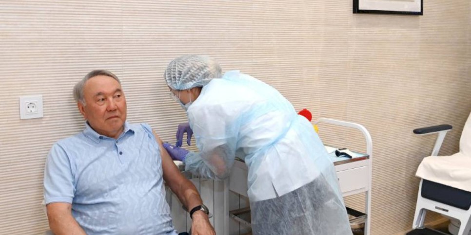 
                    Елбасы обратился к казахстанцам с призывом вакцинироваться
                