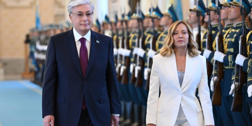 
                    В Акорде торжественно встретили премьер-министра Италии
                