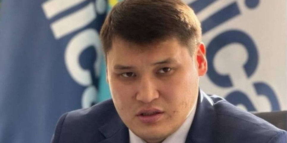 
                    В Шымкенте обстреляли замакима Руслана Берденова: чиновник госпитализирован, нападавший задержан
                
