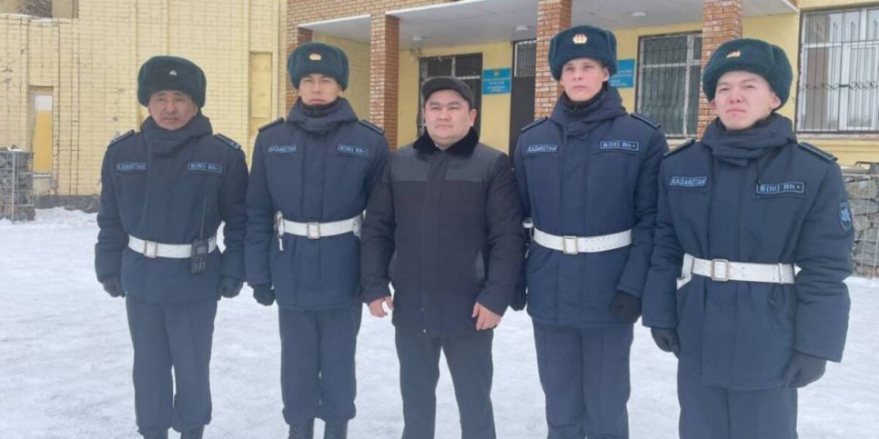 
                    Пожилая жительница Кокшетау сутки лежала на полу с переломами бедра и плеча
                