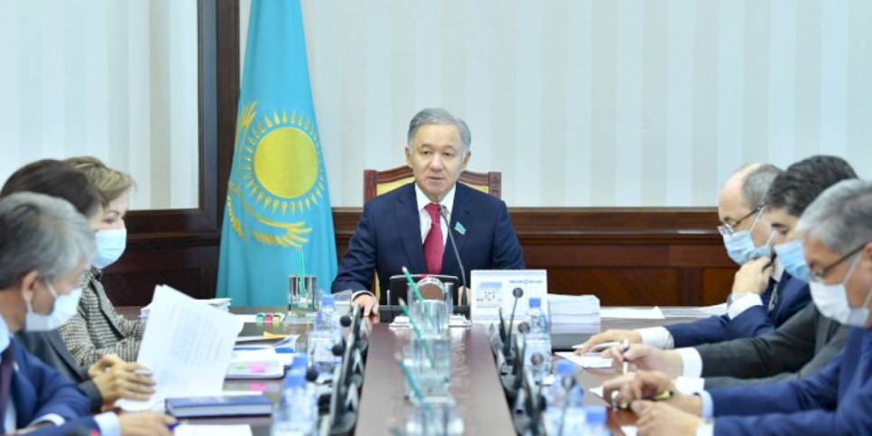 
                    Мажилисмены рассмотрят поправки в закон «О выборах в Республике Казахстан»
                