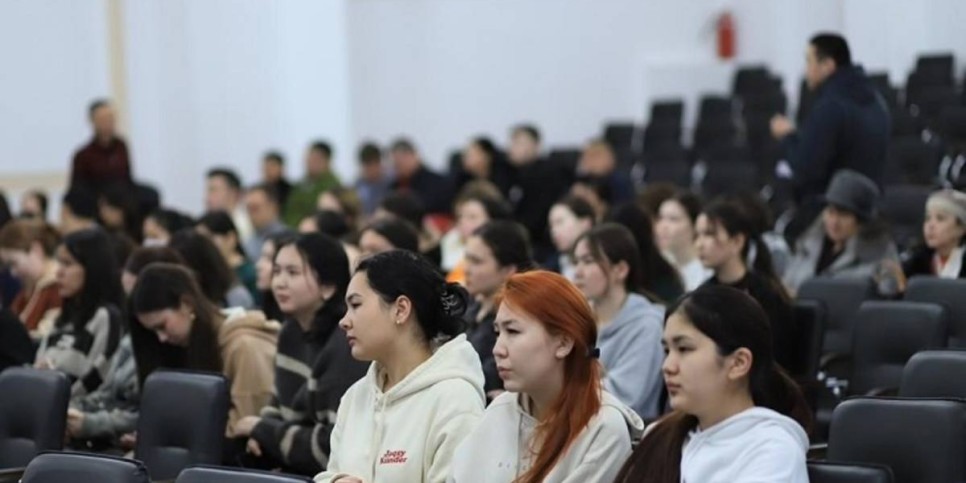 
                    В Алматы активно ведется информационная работа по сейсмобезопасности среди молодежи
                