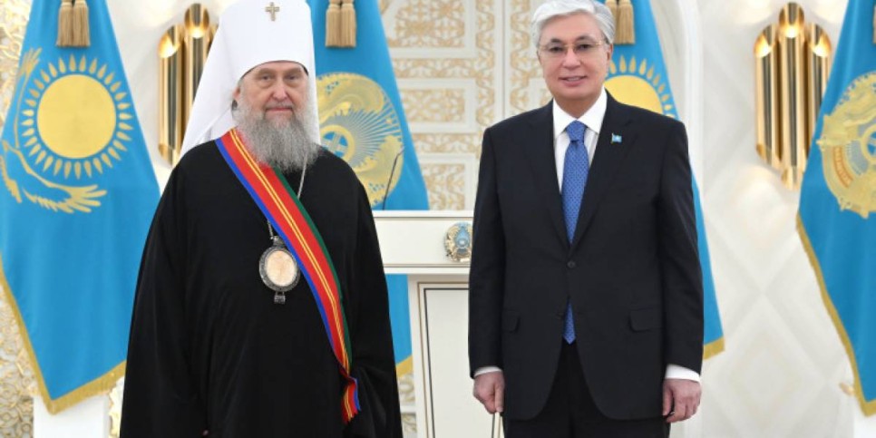 
                    Токаев наградил митрополита Александра орденом «Достық» 
                