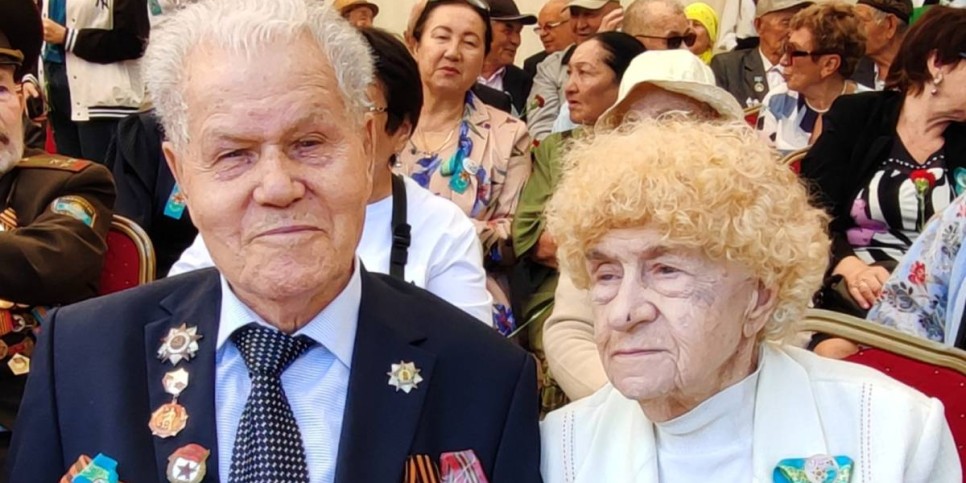 
                    «Благодарю Бога, что живу в Казахстане»: история 100-летнего фронтовика Александра Журавлева
                