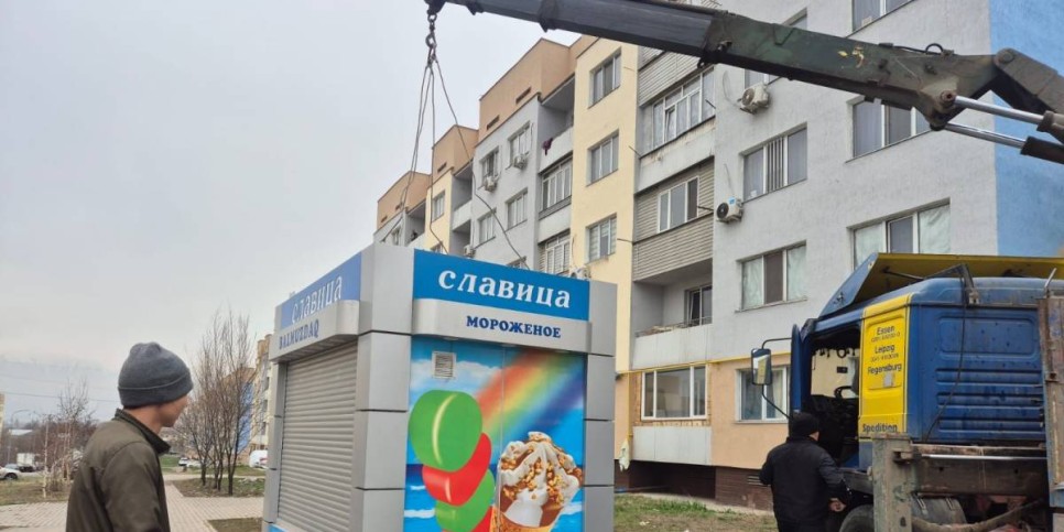 
                    Алатауский район очищают от незаконных торговых объектов
                
