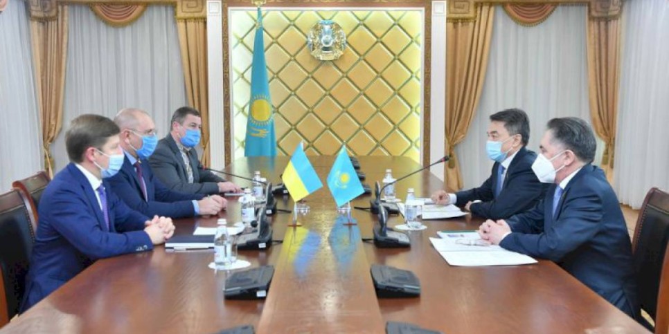 
                    В Сенате состоялась встреча с наблюдателями от Верховной Рады Украины
                