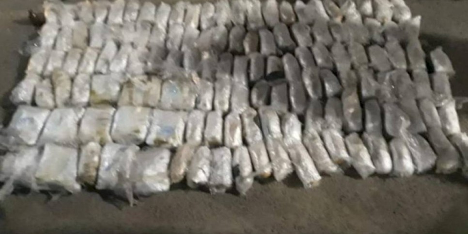 
                    Более 135 килограммов героина и гашиша пытались провезти в Казахстан
                