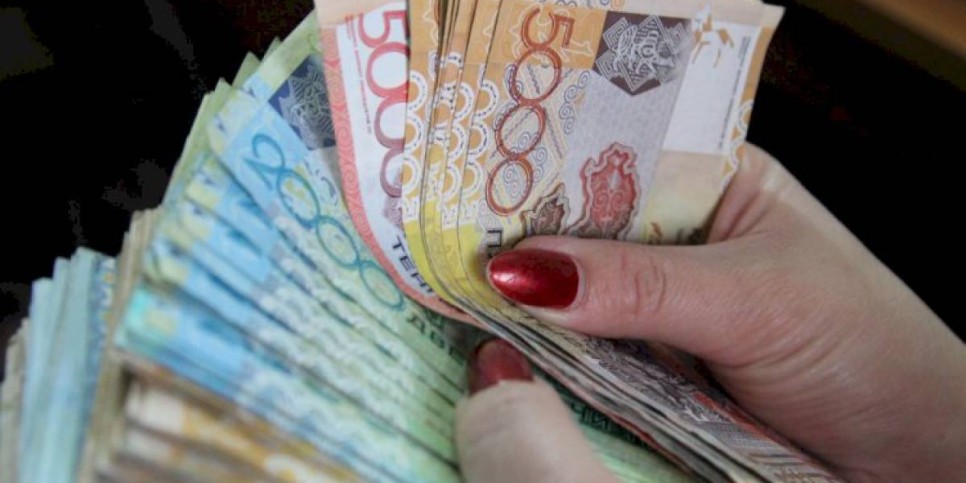 
                    Микрокредиты на продавцов интернет-магазинов оформляла лжепокупательница в Алматы
                