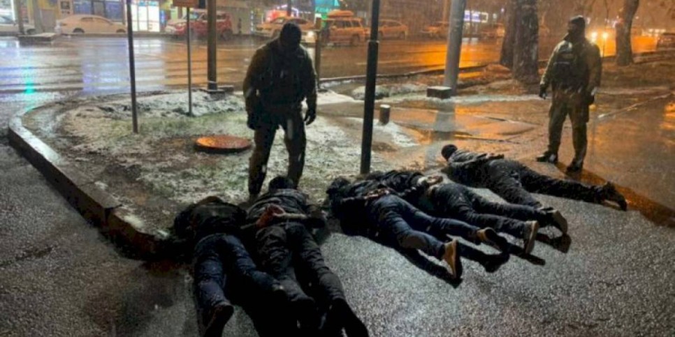 
                    В Алматы задержаны домушники-гастролеры из Тараза
                