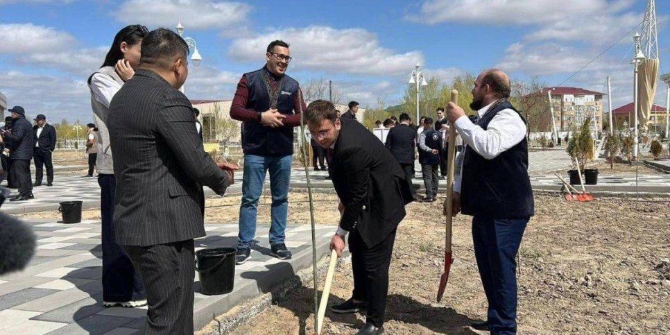 
                    «Таза Қазақстан»: участники республиканского форума молодежи в Кызылорде высадили саженцы
                