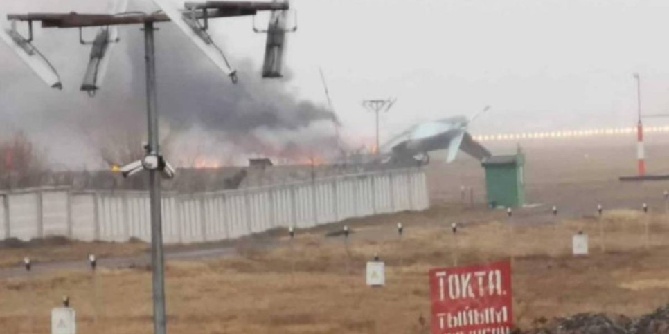 
                    Самолет упал под Алматы
                